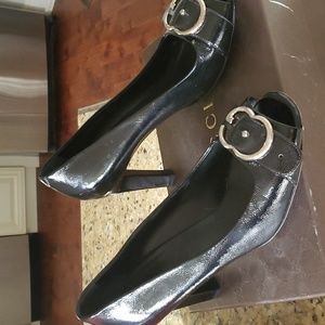 GUCCI Vernice Naplack Black Peep Toe Pumps Size 8.5